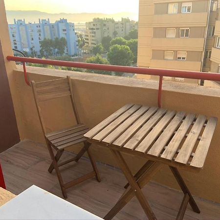 Room In A Shared Apartment Touching The Border :) La Línea de la Concepción Exterior foto