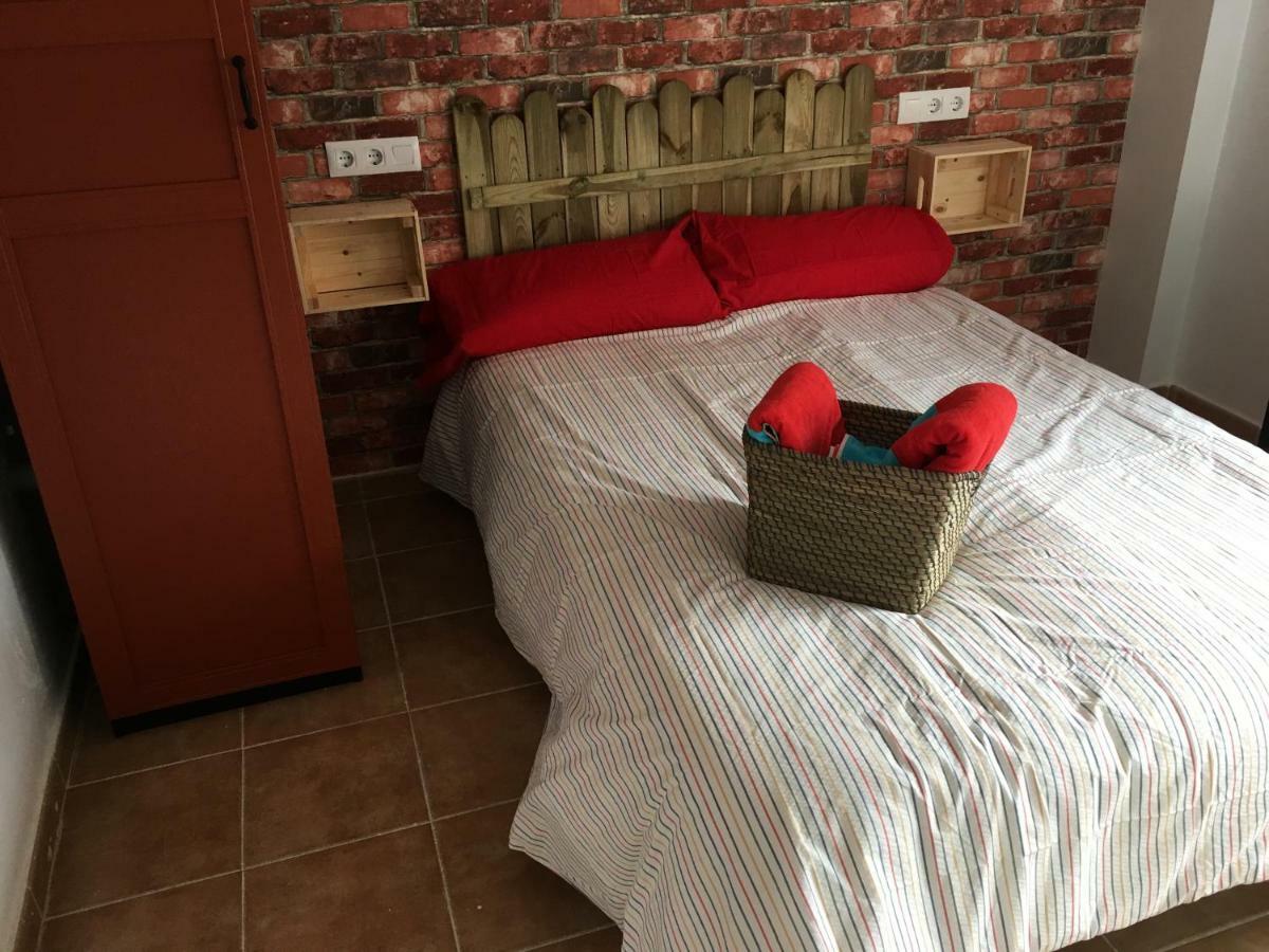 Room In A Shared Apartment Touching The Border :) La Línea de la Concepción Exterior foto
